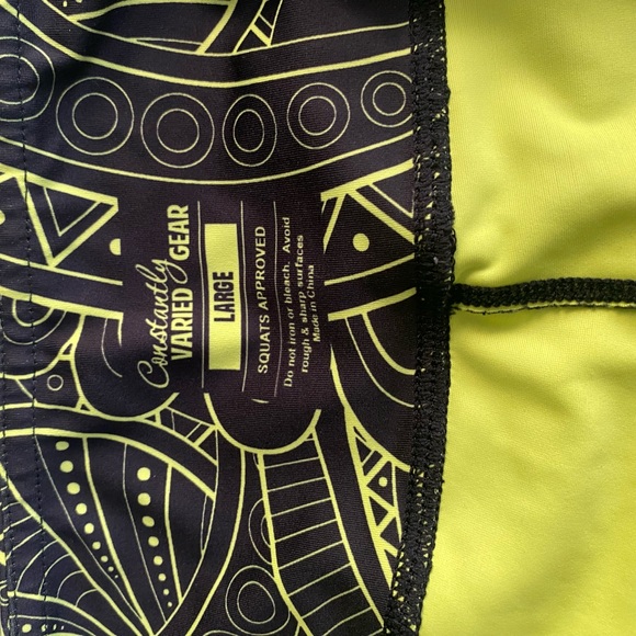 CVG leggings worn once Black and Chartreuse cell phone side pocket - Picture 3 of 4